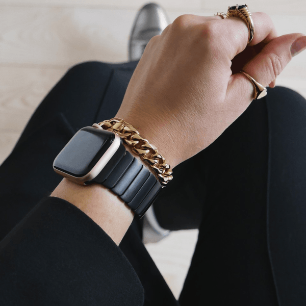 Gold apple watch online women